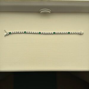 EUC 925 Silver Bracelet with Green and Clear Crystals 7.5”